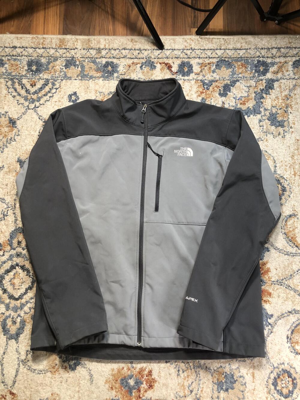 The North Face Apex Jacket Mens XL Gray Black Full Zip Softshell Hiking Outdoor